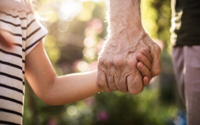 I nonni sono tenuti a mantenere i nipoti in caso di indigenza dei genitori separati?